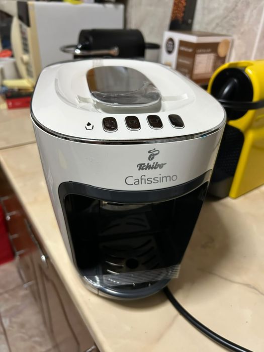 Vând apărat de cafea nou nouț nu este folosit deloc la 300 preț negociabil