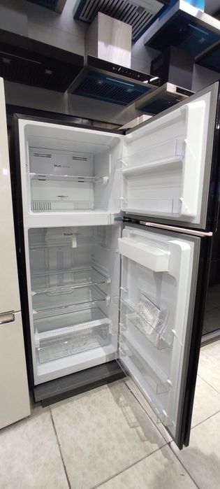 Холодильник SKYWORTH