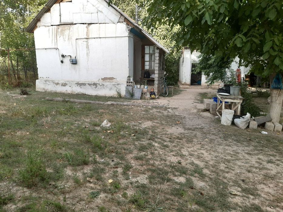 Xovli  uy  sotiladi