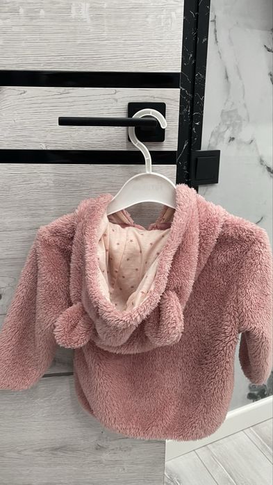 Продам курточку Next