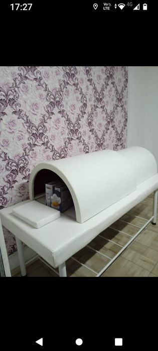Vând tub infraroșu cu tot cu masa