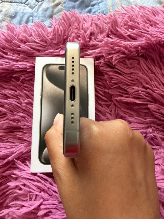 Продам iphone 15 pro