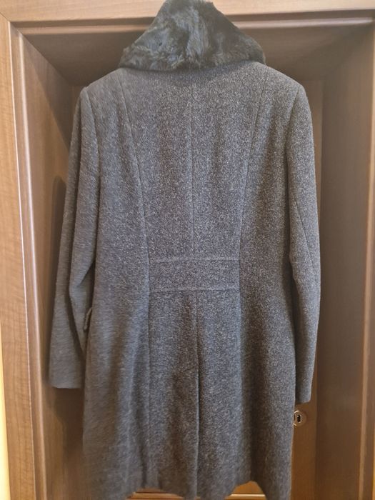 Vând palton lana.