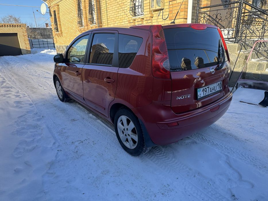 Ниссан ноут автомат