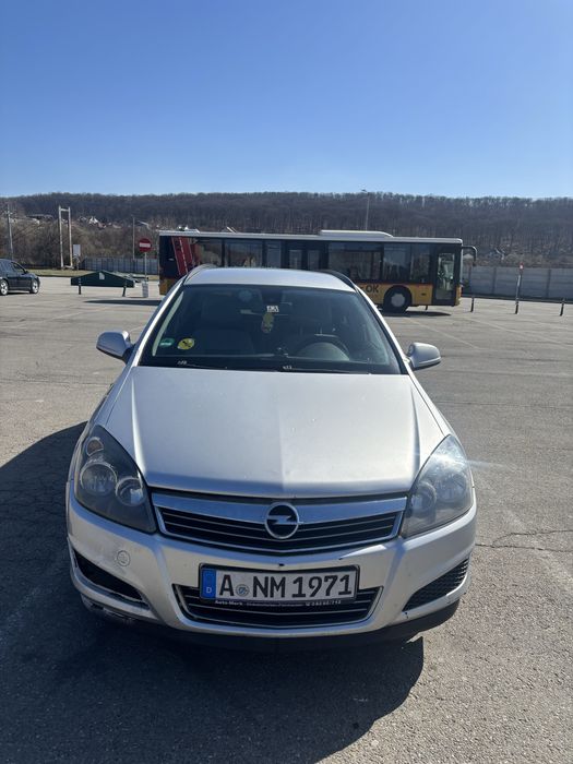 VAND URGENT: Opel Astra H 2010