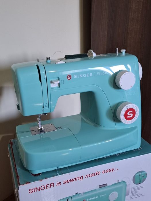Mașină de cusut Singer Simple 3223•modele cusăturii 23•NOUĂ!