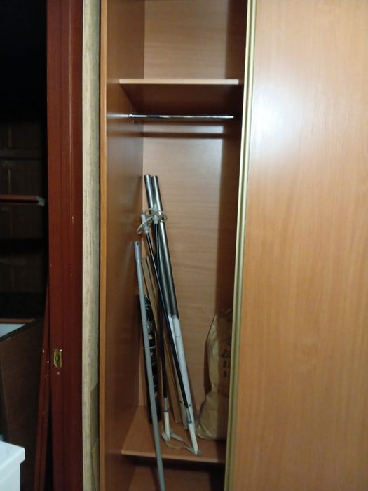 Шкаф купе в хорошем состоянии