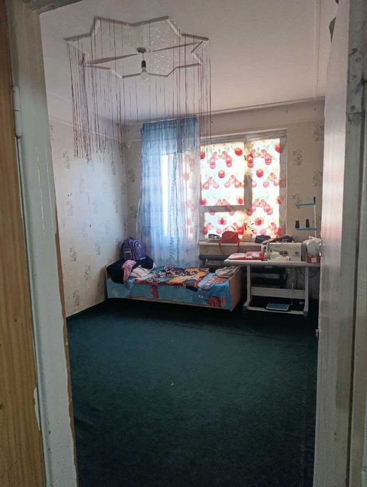 Квартира дешево, выгодно, трехкомная с двумя большими балконами