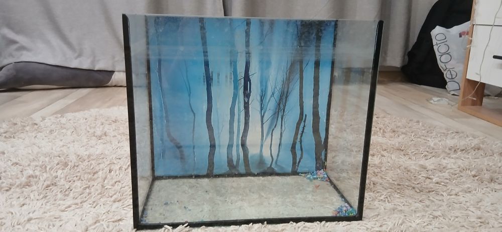 Продам аквариум почти новый