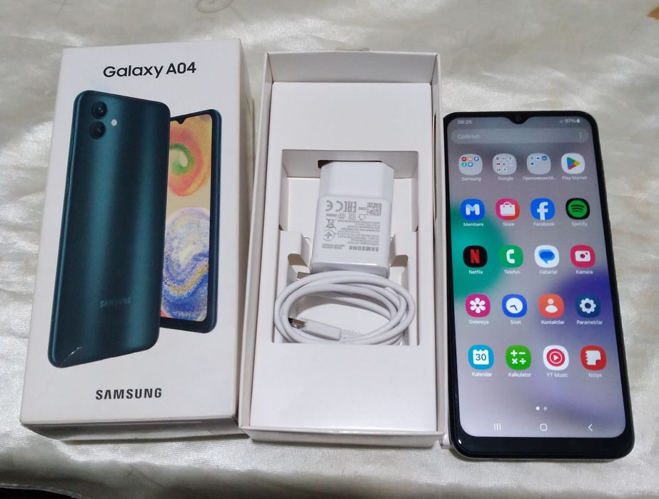 Galaxy A04.сотилади.янги