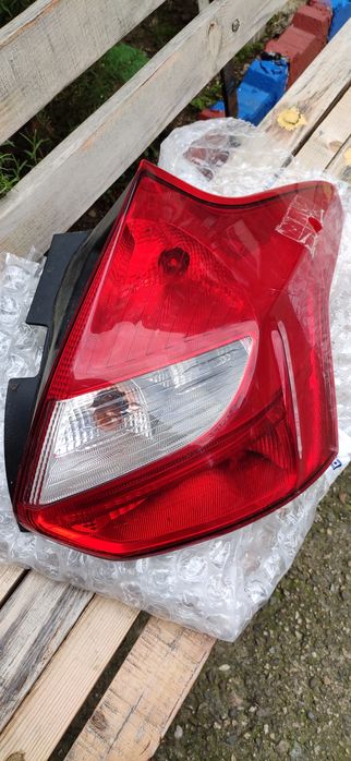 Заден десен стоп за Форд Фокус 3