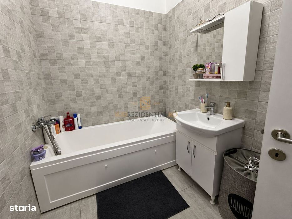 Apartament cu 3 camere, mobilat și utilat complet - Bd. Metalurgiei