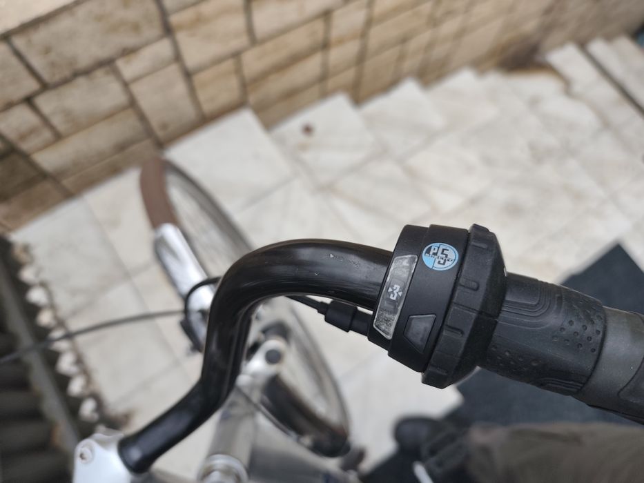 Damă 28 cu 5 viteze în butuc și dublasuspensie