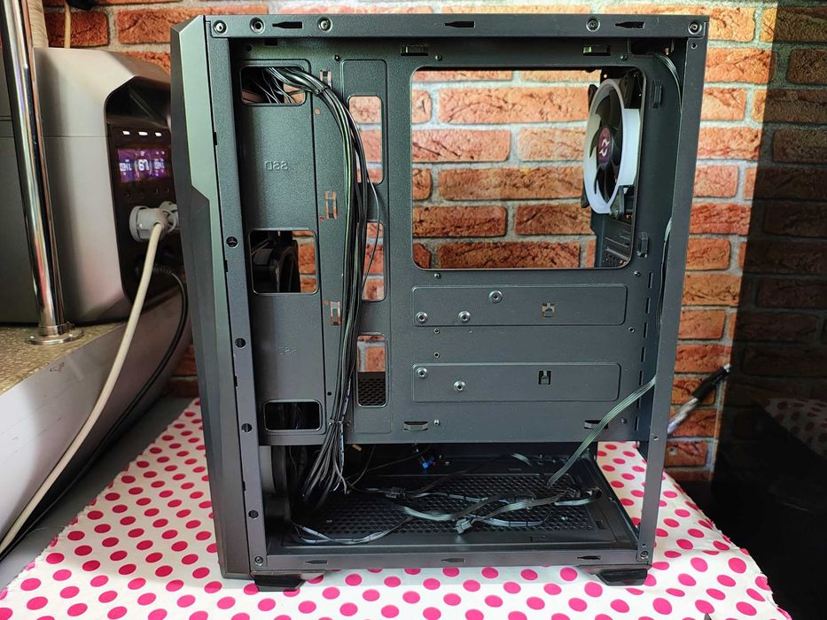Carcasa PC Gaming Aqirys Canopus ARGB.