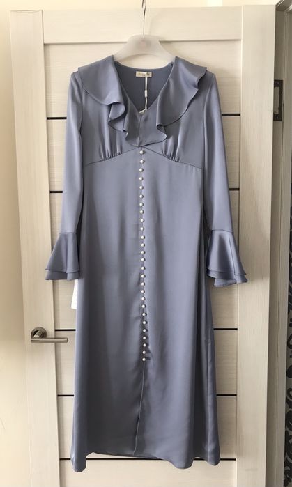 Атласное платье миди Lichi