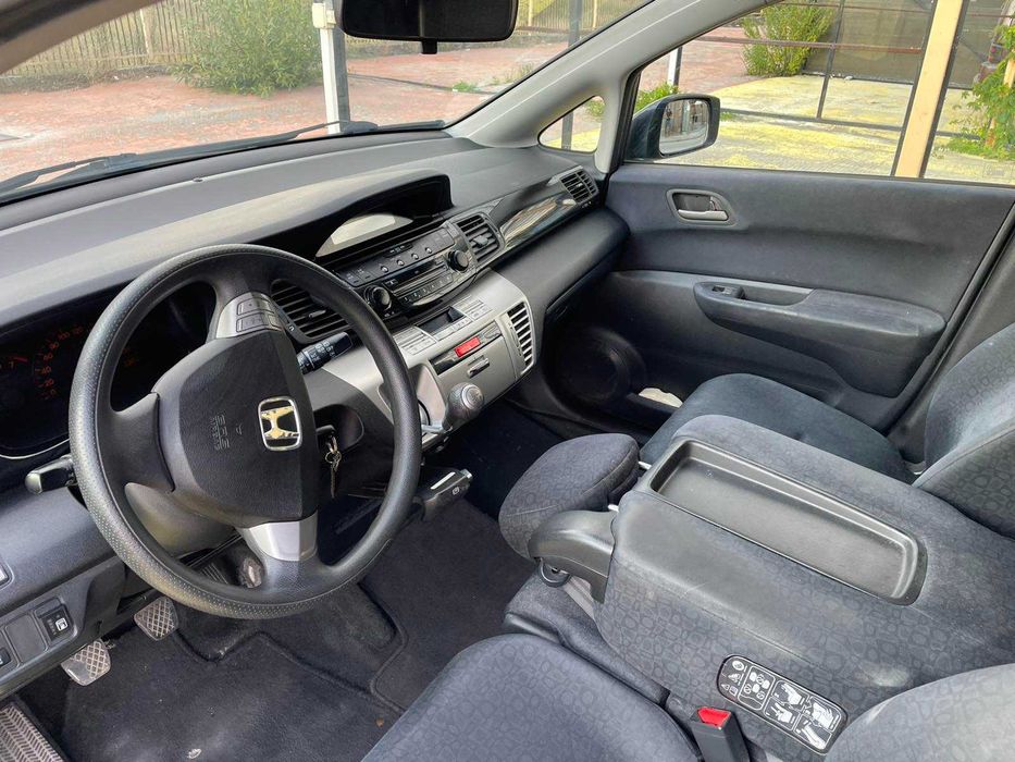 Honda FR-V 1.7 с газ