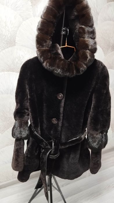 Шуба женская мутон
