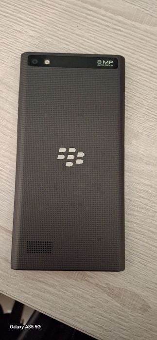 Vând BlackBerry Leap STR 101-1