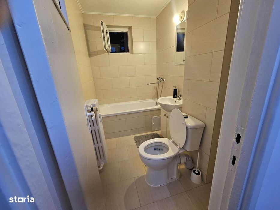 Inchiriez apartament 2 camere , mobilat si utilat, etaj 2 .