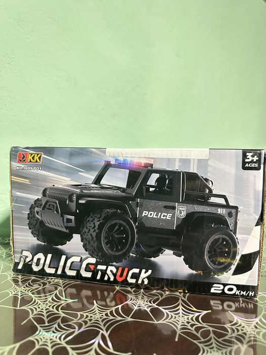 Masina police cu telecomanda