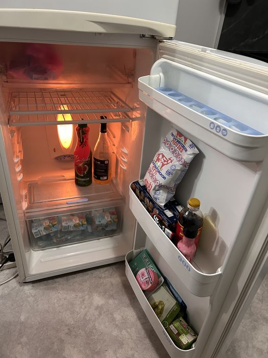 Холодильник в отличном состояние