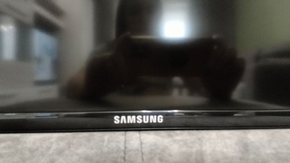 Продам Телевизор Samsung