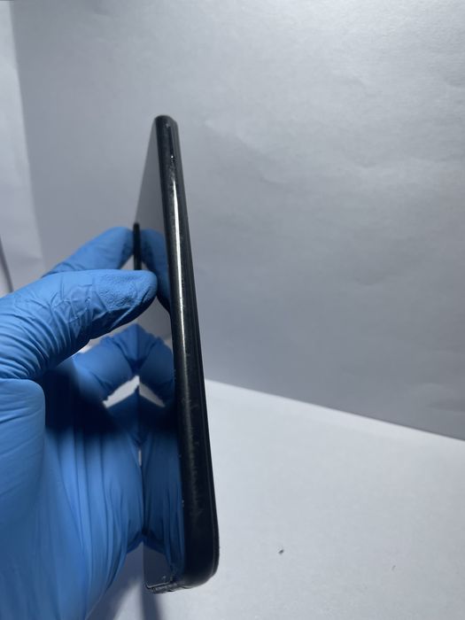 Продам редми нот 8