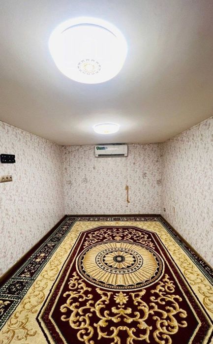 Продается квартира в Яшнабадском районе 2/1/4 45 КВ.м