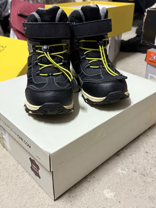 Зимний обувь продаю детский