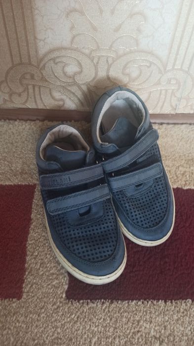 Продаётся детский обувь