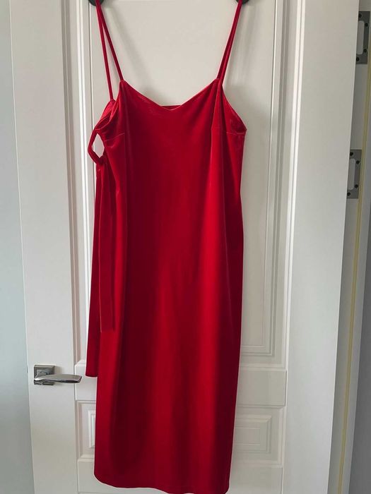 Продается платья