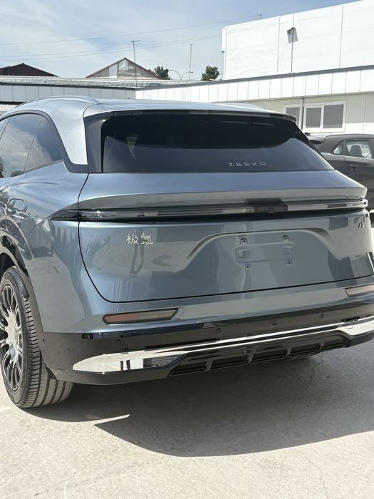 Zeekr 7X elektr nalichi