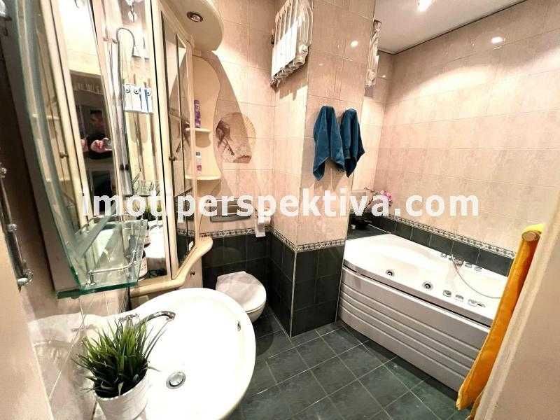 реф.19531 Етаж от къща+таванска стая+приземна стая-Гагарин!