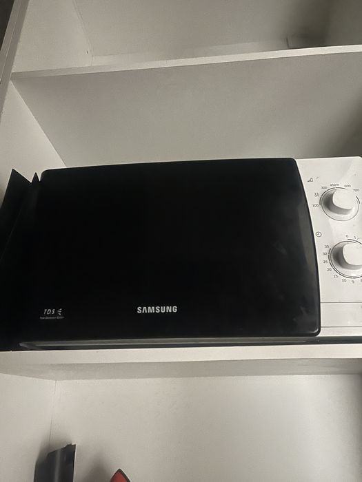 Продам микроволновые печи самсунг