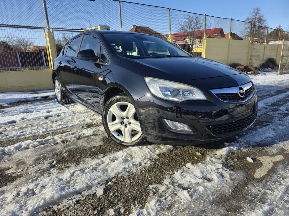 Opel Astra J 1.4 Enjoy
