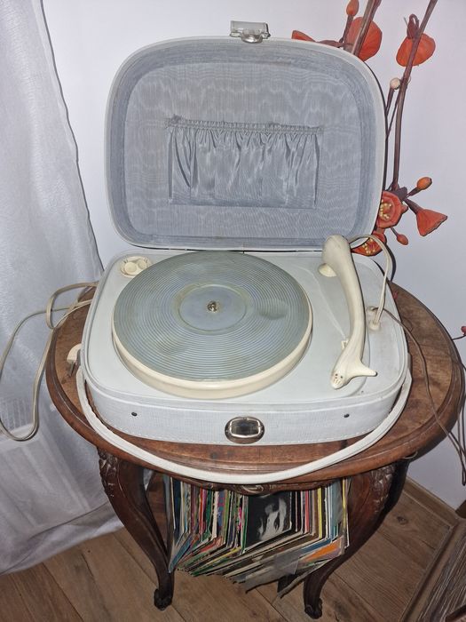 Pick-up vechi funcționabil