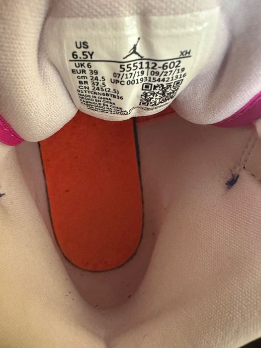 Оригинални маратонки Nike  Air Jordan 1