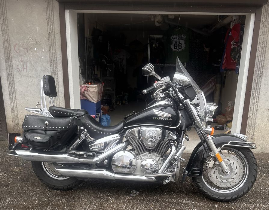 Honda vtx 1.300/2003.