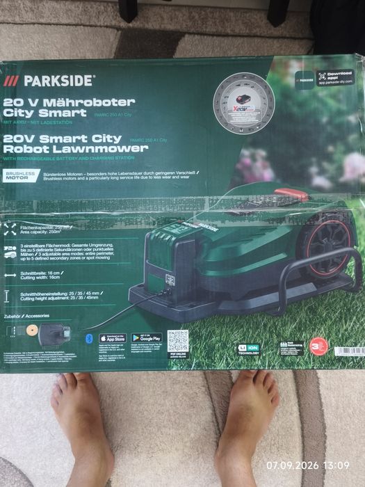 Косачка робот Parkside PAMRC 250