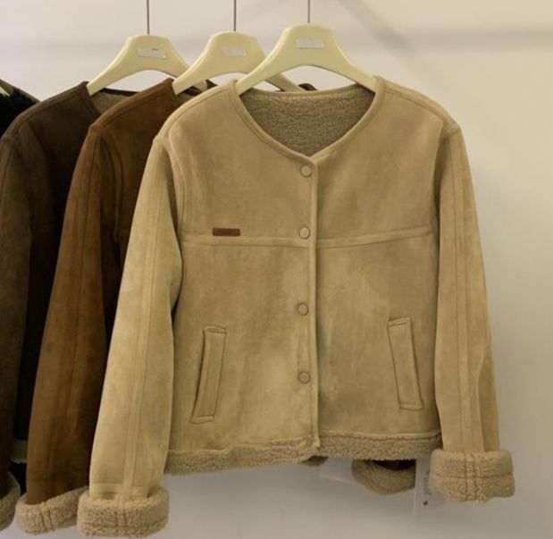 Дубленка женская.