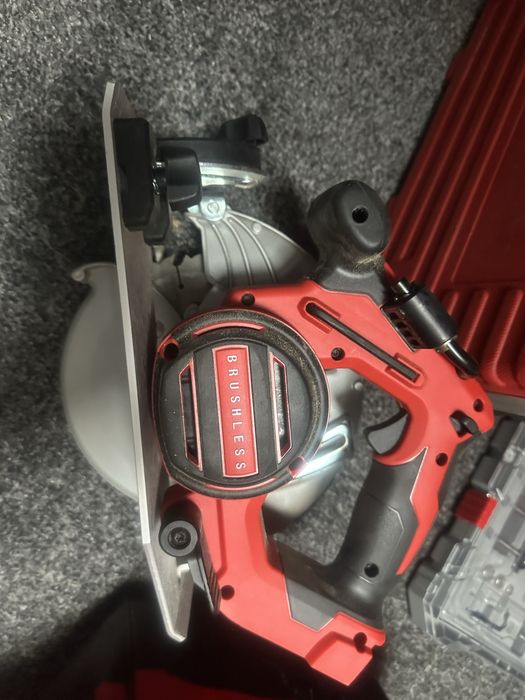 Circula mână Milwaukee 18v