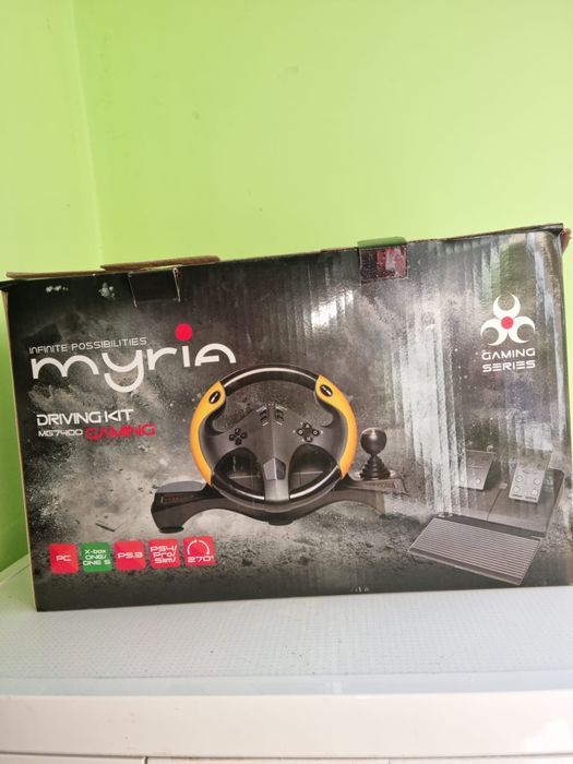 Volan gaming myria 7400ck