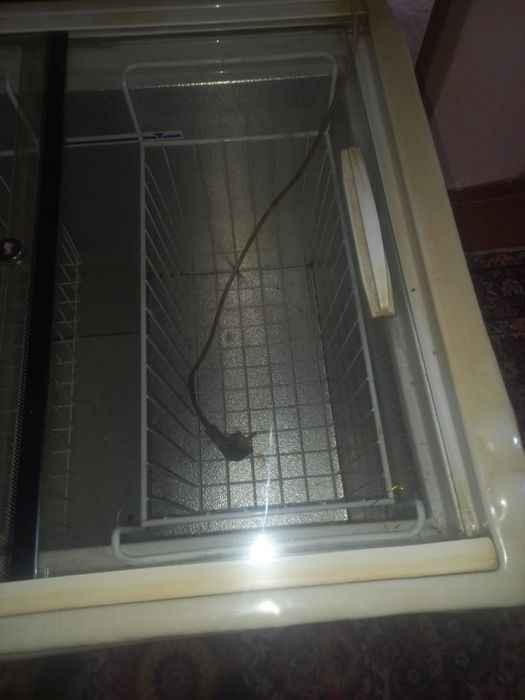 Продам морозильную камеру