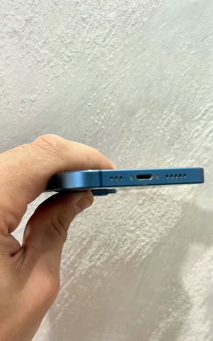 Iphone 13 синий