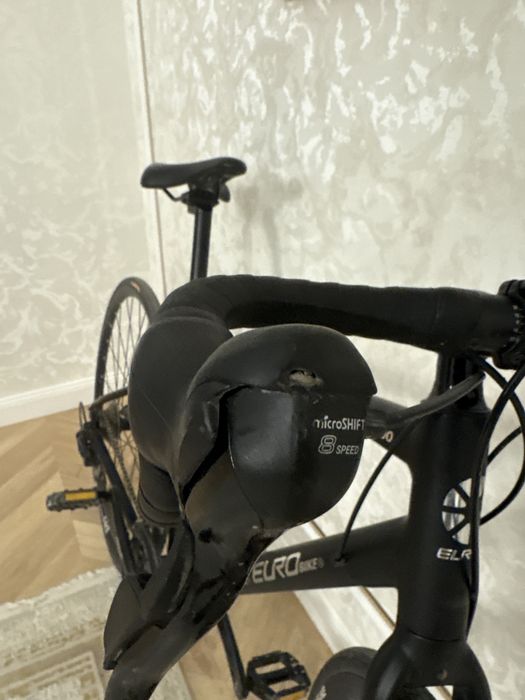Шоссейный велосипед продается срочно!!!