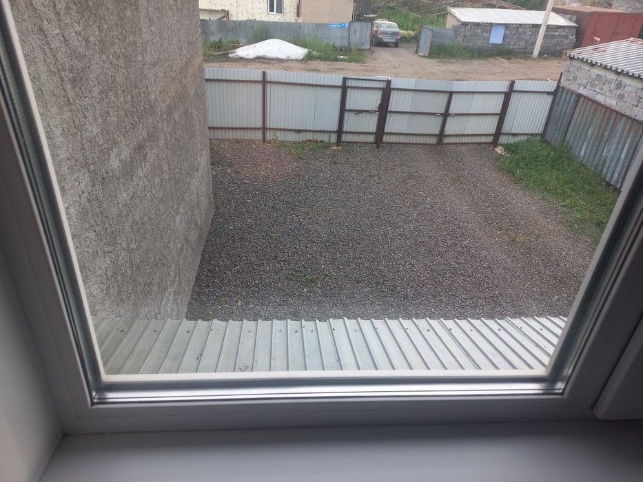 Дом в пришахтинске.