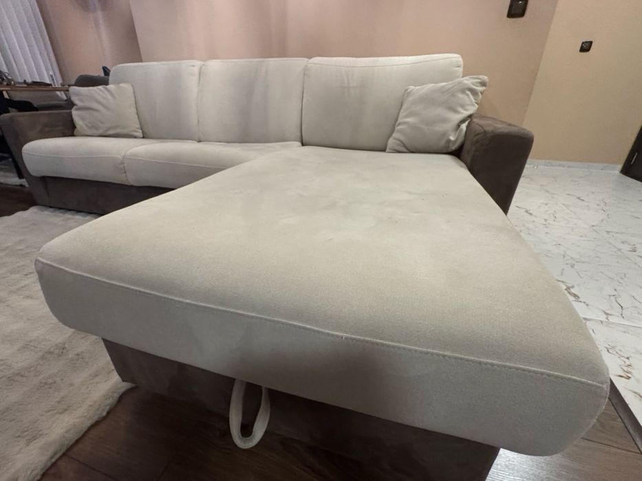 Разтегателен диван