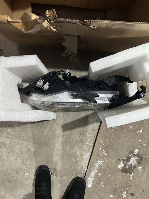 Продам Фары на prado 150 Оригинал!