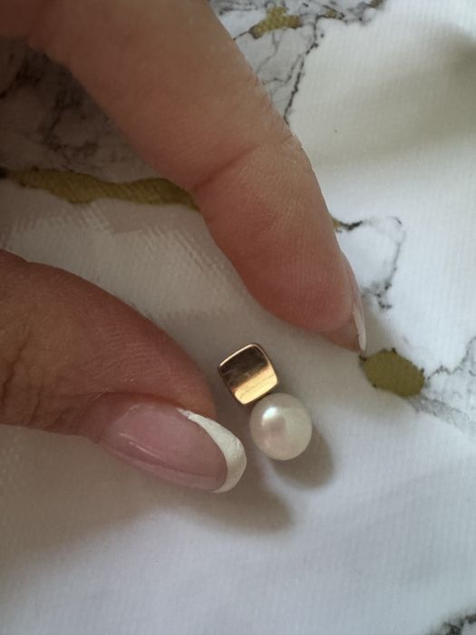 золотой кулон с жемчугом