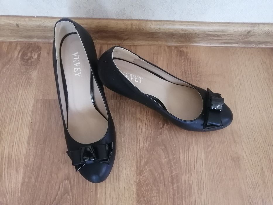 Туфли женские продам